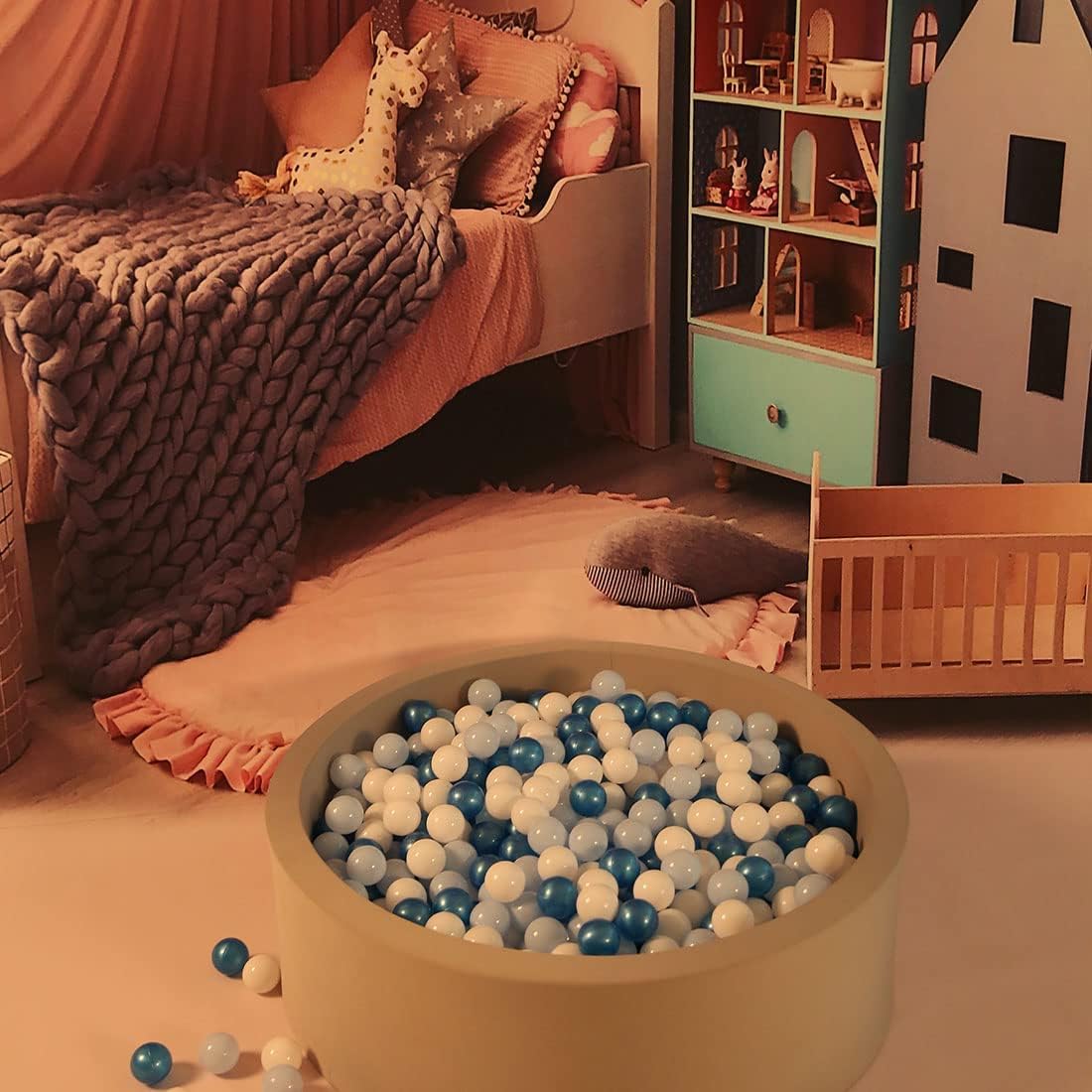 100 Balls Plastic Ball Pit Balls W7827