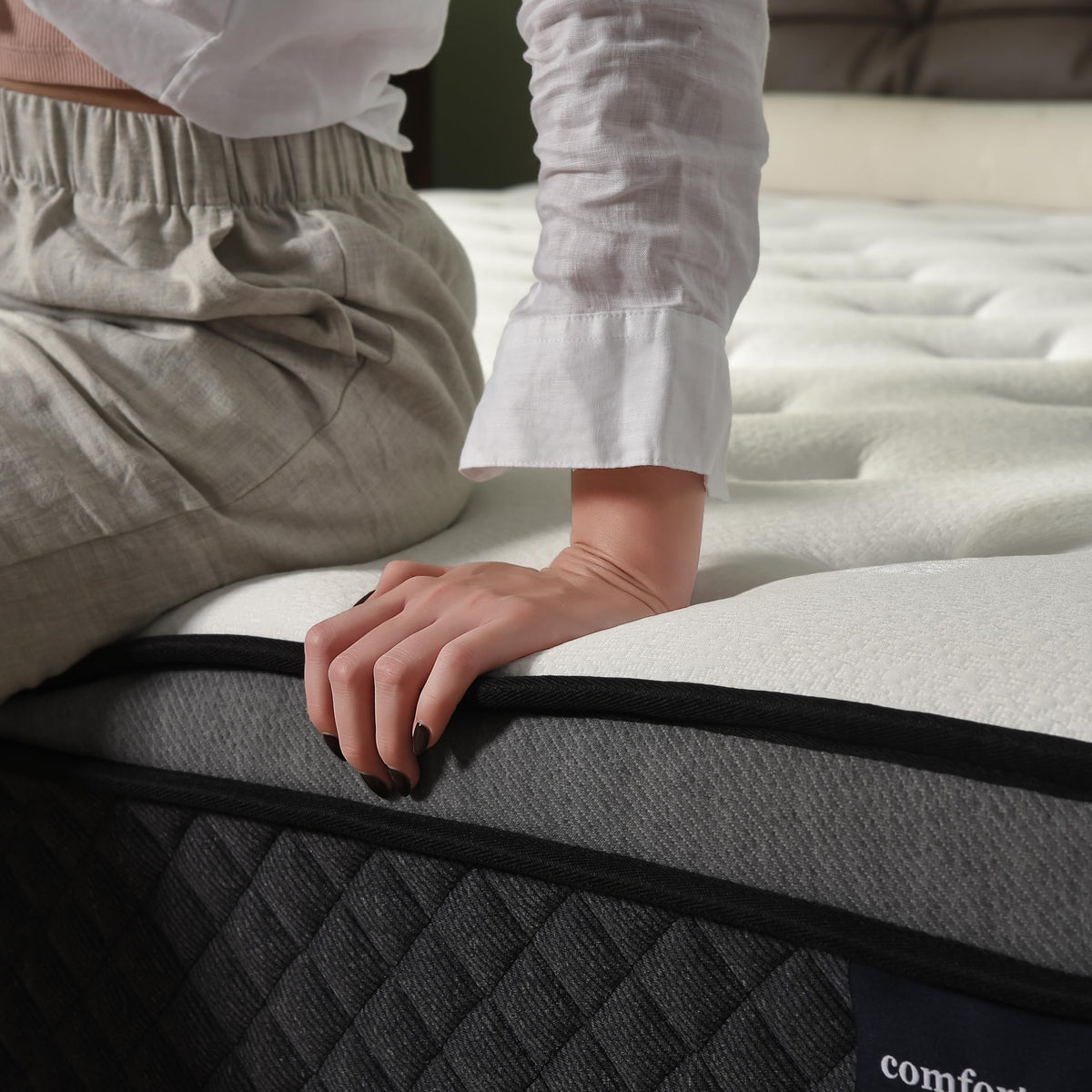 Full Size 12 Inch Hybrid Gel Memory Foam Mattress L96838